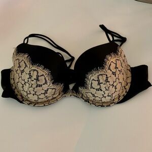 Victorias secret very sexy bra